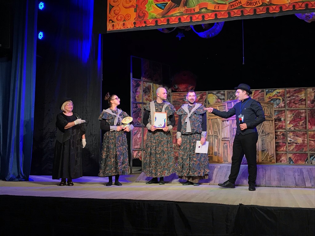 Третий фестивальный день завершился показом спектакля Псковского театра кукол «Фауст»